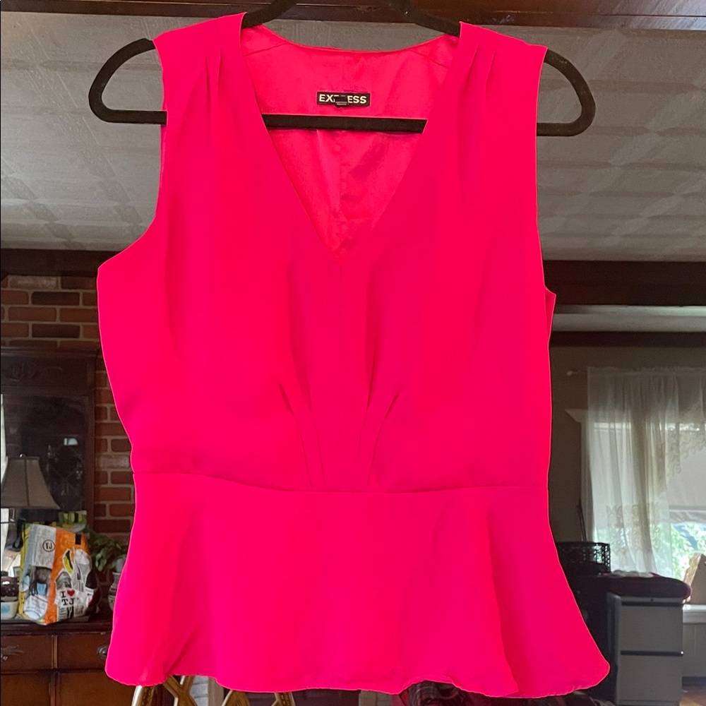Express  Women's Pink Sleeveless Top